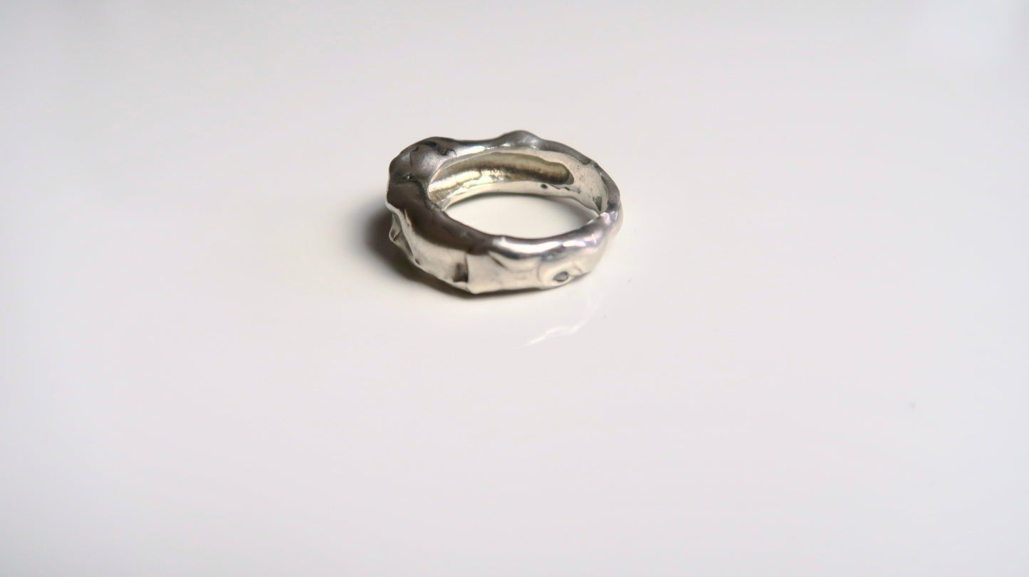 Sculptural Ring Nr.2 | Größe 49